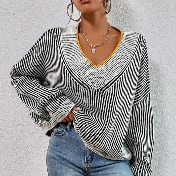 Vertical Stripe Pullover Sweater - Picture 2 of 4